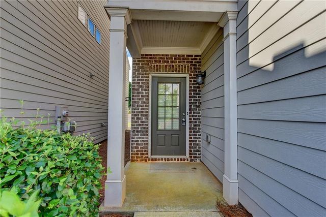 5160 BREEZEWOOD Circle, Alpharetta, GA 30004