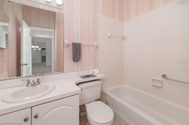 4460 WINSTON LANE N 3, Sarasota, FL 34235