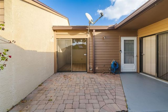 4460 WINSTON LANE N 3, Sarasota, FL 34235