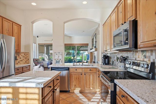 9032 N BROKEN BOW Street, Fountain Hills, AZ 85268