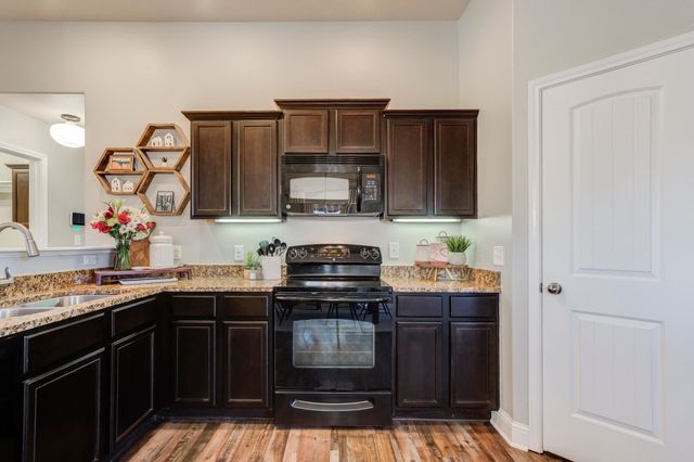 5737 110th Street, Lubbock, TX 79424