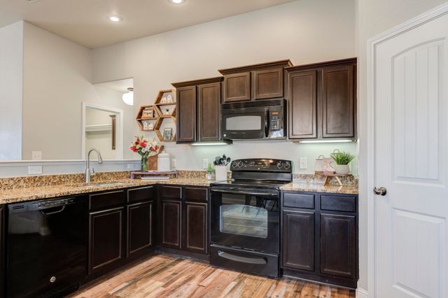 5737 110th Street, Lubbock, TX 79424