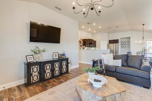 5737 110th Street, Lubbock, TX 79424