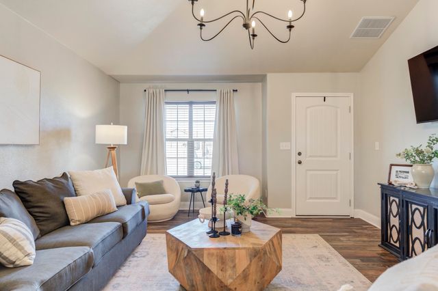 5737 110th Street, Lubbock, TX 79424