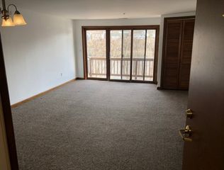 333 1st St Blvd 312, Lowell, MA 01850