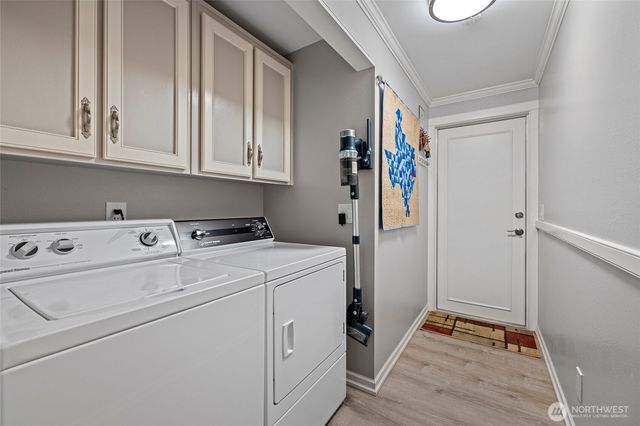 901 SW Barrington Drive, Oak Harbor, WA 98277