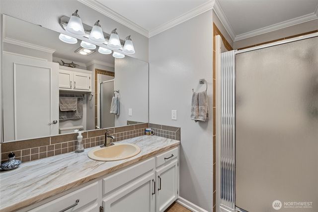 901 SW Barrington Drive, Oak Harbor, WA 98277