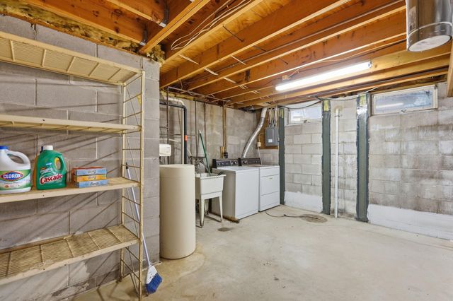 9974 Hemlock Way, Maple Grove, MN 55369