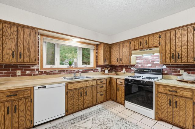 9974 Hemlock Way, Maple Grove, MN 55369