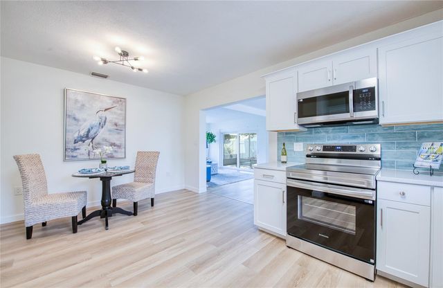 662 VILLAGRANDE AVENUE S, St Petersburg, FL 33707