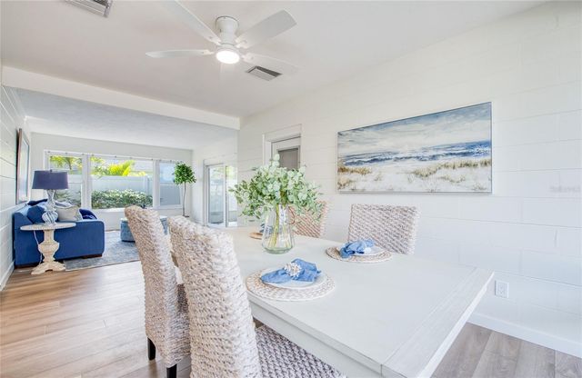 662 VILLAGRANDE AVENUE S, St Petersburg, FL 33707