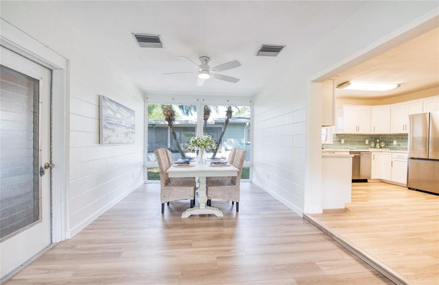 662 VILLAGRANDE AVENUE S, St Petersburg, FL 33707