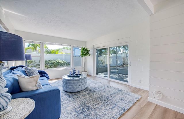 662 VILLAGRANDE AVENUE S, St Petersburg, FL 33707