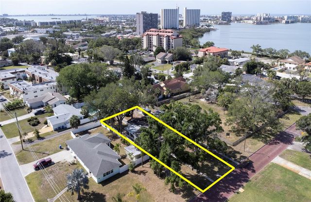 662 VILLAGRANDE AVENUE S, St Petersburg, FL 33707