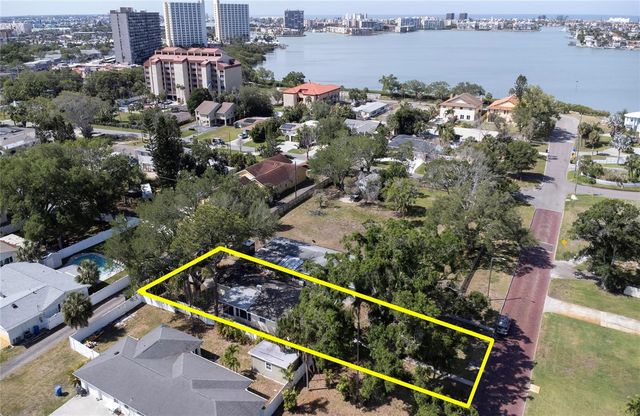 662 VILLAGRANDE AVENUE S, St Petersburg, FL 33707