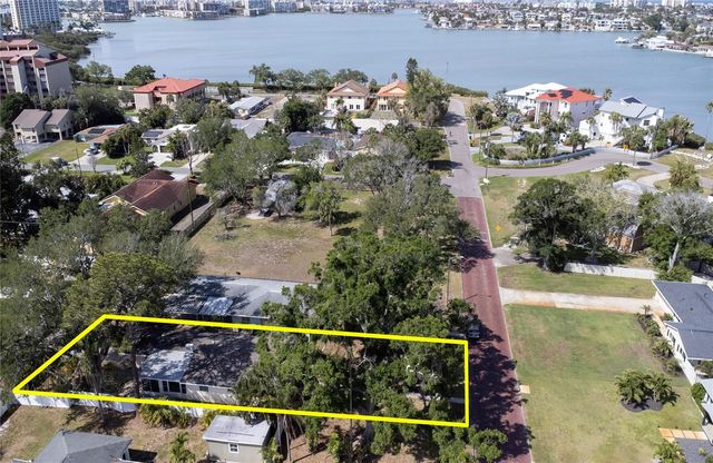 662 VILLAGRANDE AVENUE S, St Petersburg, FL 33707