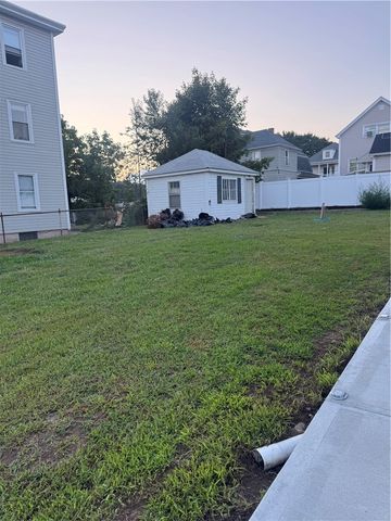 33 George Street, North Providence, RI 02911