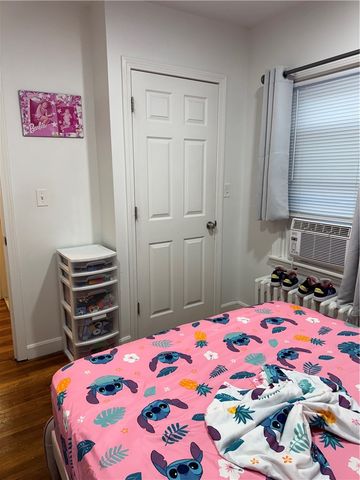 33 George Street, North Providence, RI 02911