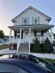 33 George Street, North Providence, RI 02911