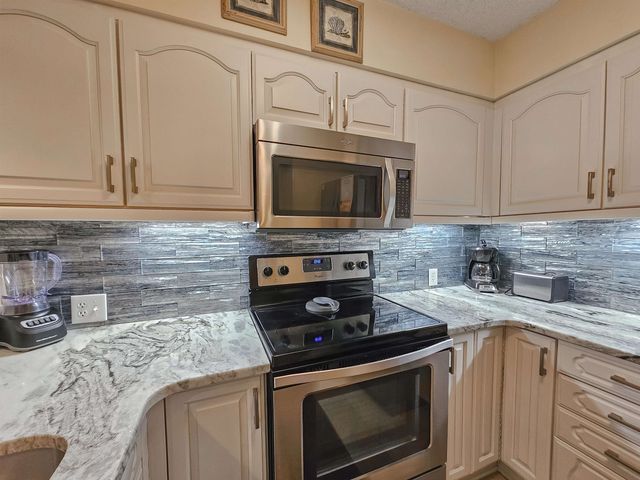 410 Melrose Pl Apt 315, Myrtle Beach, SC 29572