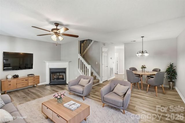 10142 Forest Landing Drive, Charlotte, NC 28213