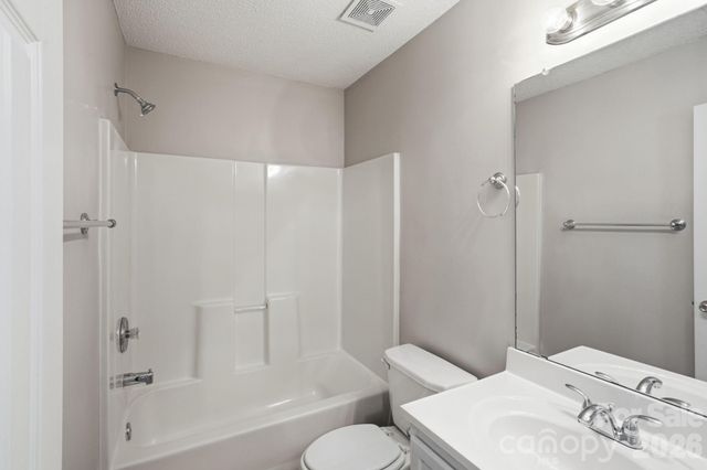 10142 Forest Landing Drive, Charlotte, NC 28213