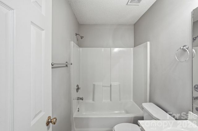 10142 Forest Landing Drive, Charlotte, NC 28213