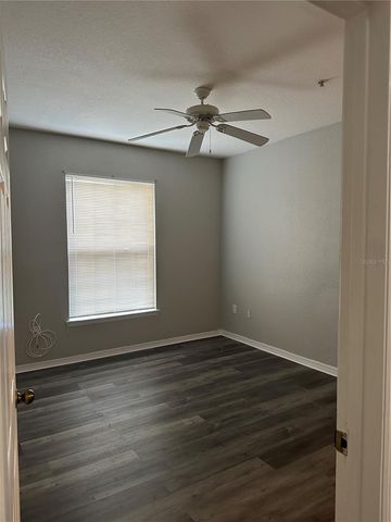 10101 COURTNEY PALMS BOULEVARD 103, Tampa, FL 33619
