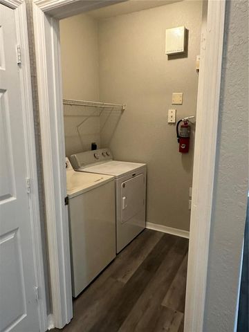 10101 COURTNEY PALMS BOULEVARD 103, Tampa, FL 33619