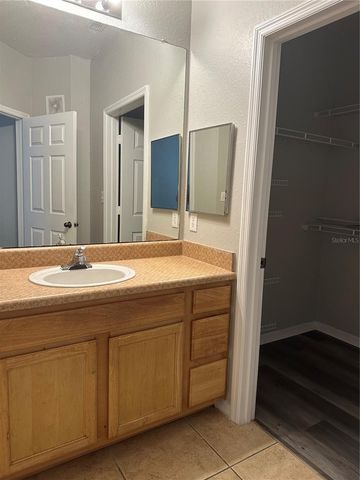 10101 COURTNEY PALMS BOULEVARD 103, Tampa, FL 33619