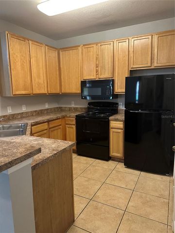 10101 COURTNEY PALMS BOULEVARD 103, Tampa, FL 33619