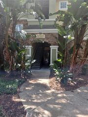 10101 COURTNEY PALMS BOULEVARD 103, Tampa, FL 33619