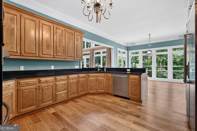 713 Greenwood Lane, Peachtree City, GA 30269