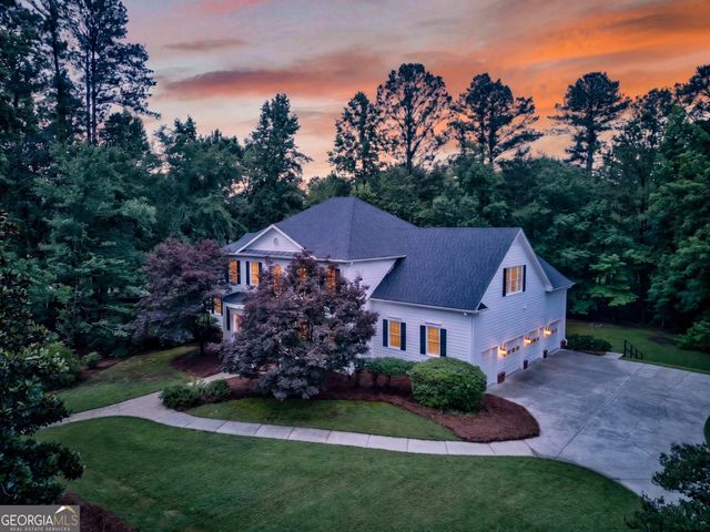 713 Greenwood Lane, Peachtree City, GA 30269