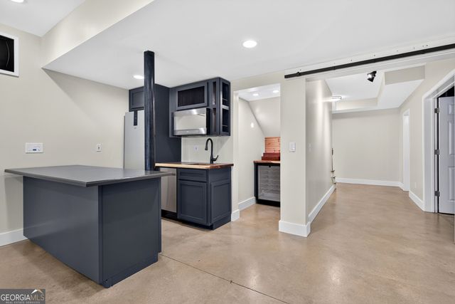 713 Greenwood Lane, Peachtree City, GA 30269