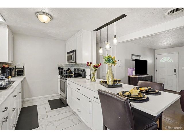 3310 W 94th Ave, Westminster, CO 80031