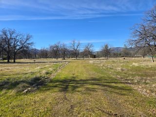 11512 Profanity Lane, Redding, CA 96003