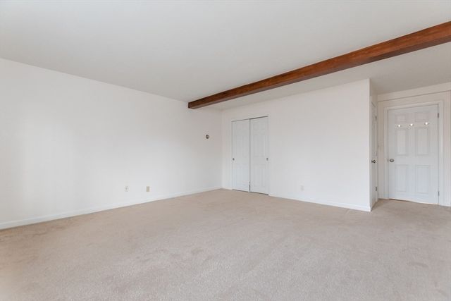 8 Longwood Drive 4, Andover, MA 01810