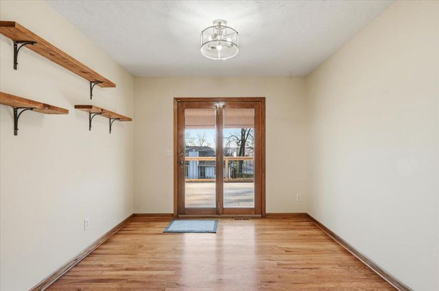 101 BONHAM Circle, Council Bluffs, IA 51503