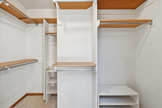 101 BONHAM Circle, Council Bluffs, IA 51503