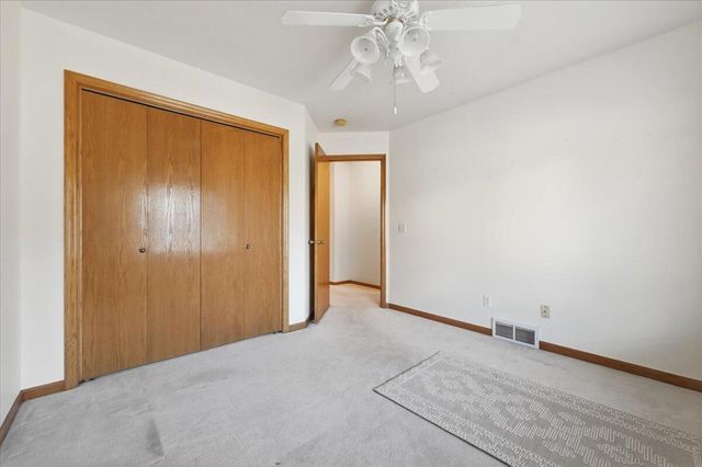 101 BONHAM Circle, Council Bluffs, IA 51503