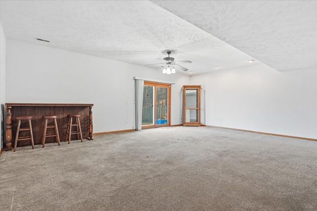 101 BONHAM Circle, Council Bluffs, IA 51503