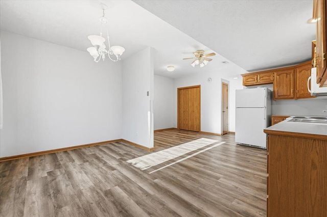 101 BONHAM Circle, Council Bluffs, IA 51503