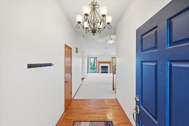 101 BONHAM Circle, Council Bluffs, IA 51503