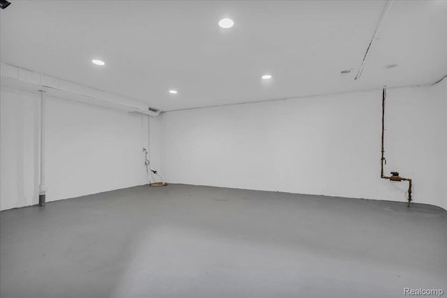 1719 Ferris Avenue, Lincoln Park, MI 48146