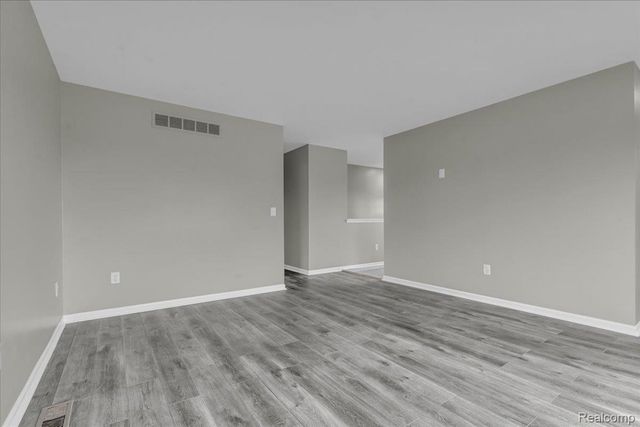 1719 Ferris Avenue, Lincoln Park, MI 48146