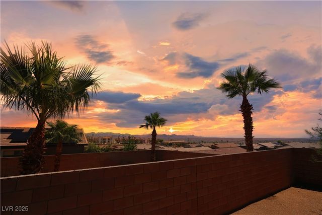 2077 Alki Beach Avenue, Laughlin, NV 89029