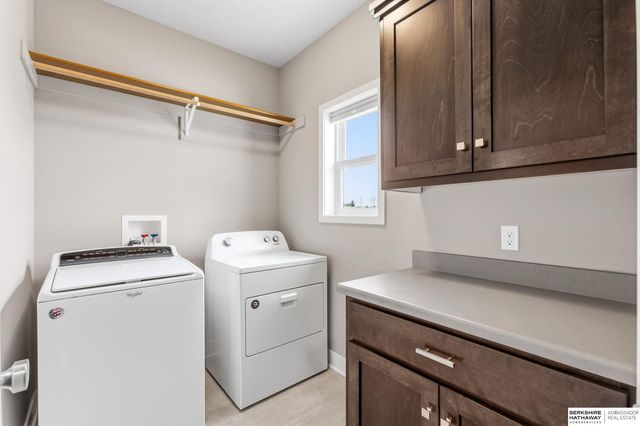 4440 N 190th Avenue, Elkhorn, NE 68022