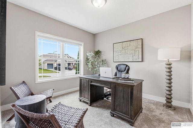 4440 N 190th Avenue, Elkhorn, NE 68022