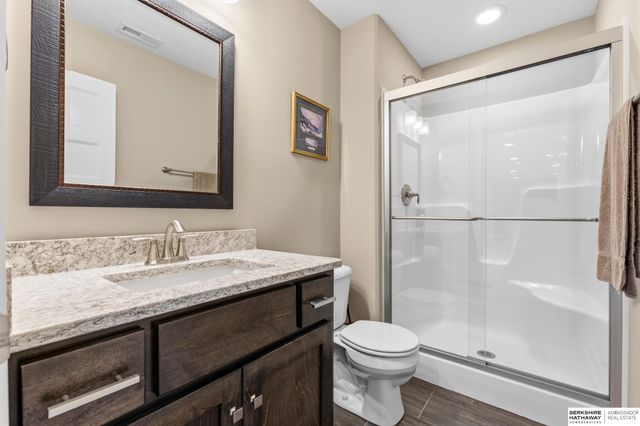 4440 N 190th Avenue, Elkhorn, NE 68022